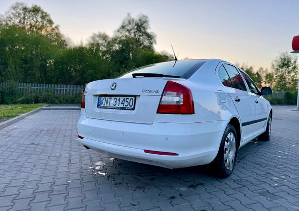 Skoda Octavia cena 13500 przebieg: 333000, rok produkcji 2011 z Bielsko-Biała małe 154